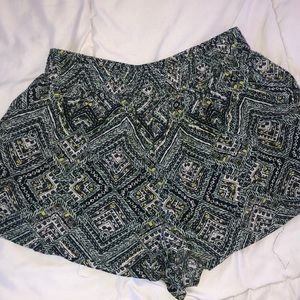Flowy shorts